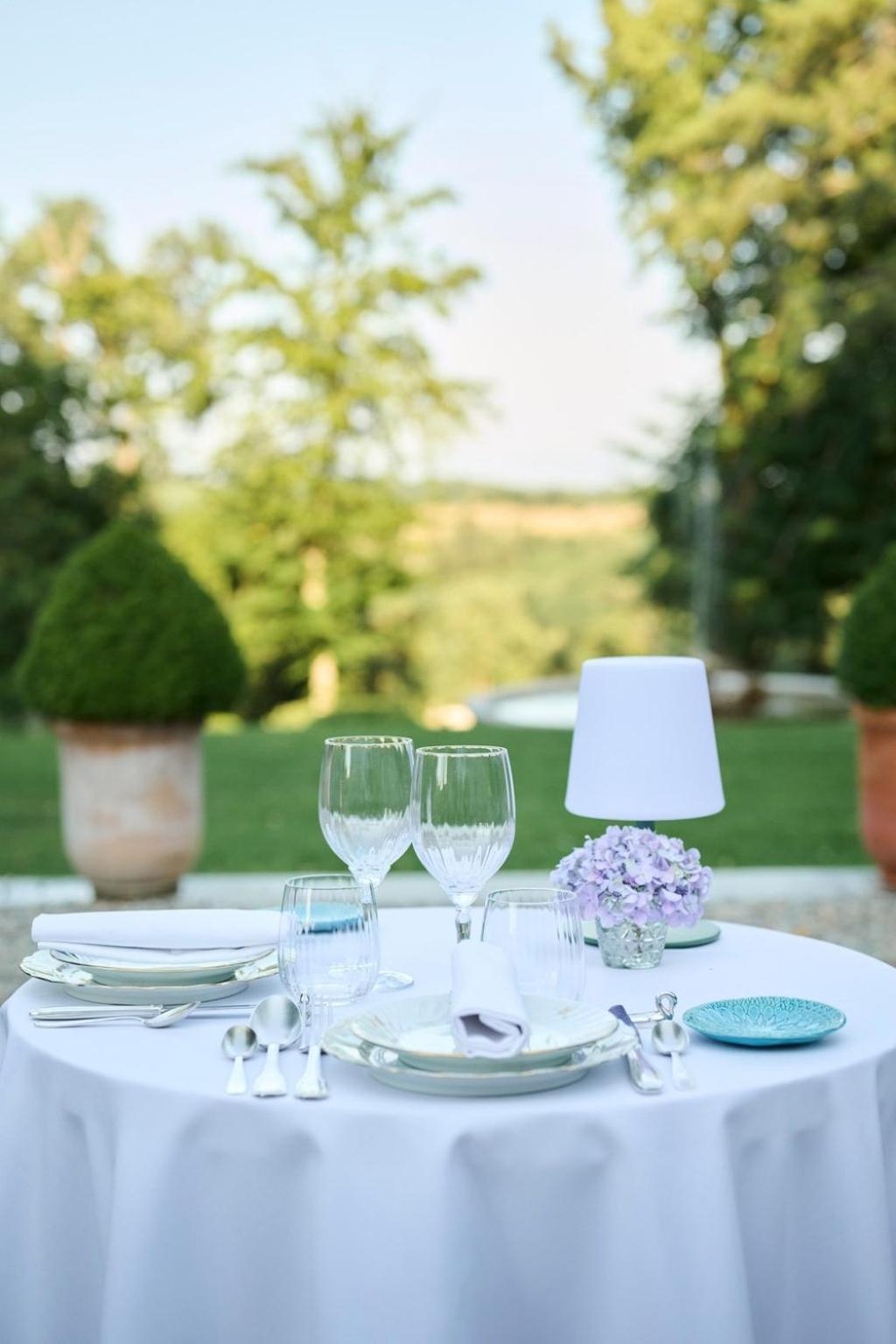 Hotel Chateau Chavagnac Lemps  Exterior foto